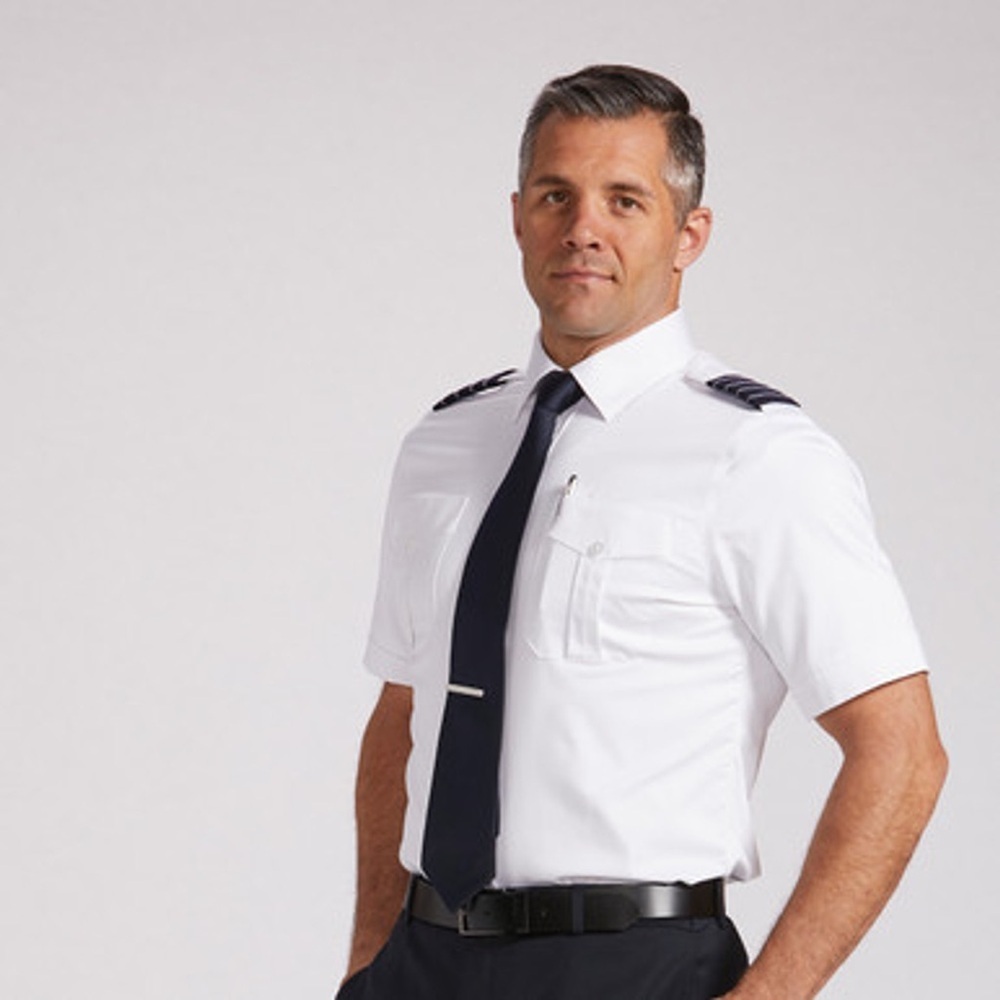 A Cut Above Men’s Pilots Brooks Uniform Short Sleeve Shirt in Gray, size 16.5